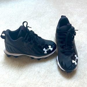 Kids Under Armour cleats size 12K